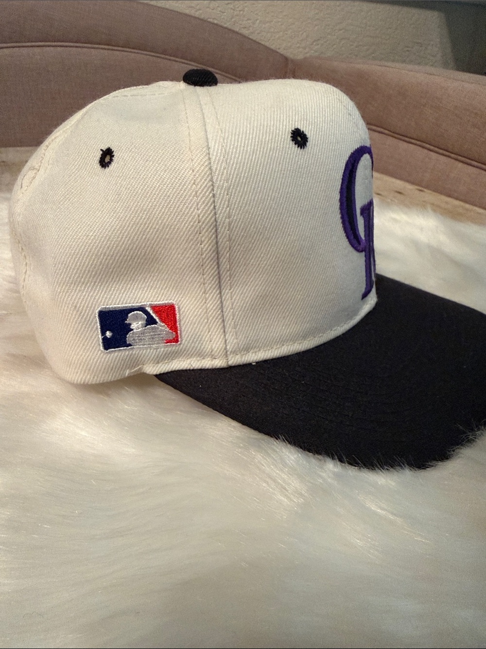 MLB Colorado Rockies Two-Tone Snapback Hat – White, Black & Purple Logo - Picture 2 of 4